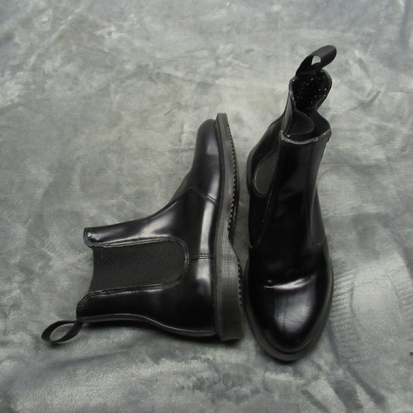 Dr Marten Flora Boots Womens 7 Black Leather Chelsea Combat Chunky Heel Glossy - Picture 1 of 16